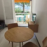 La Faviere Les Mimosas